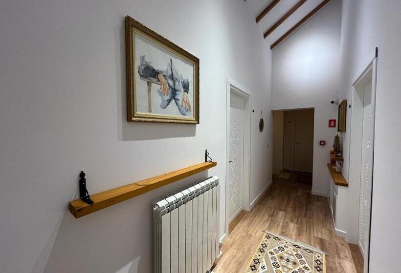 בית מלון כפרי Chestnut Hill