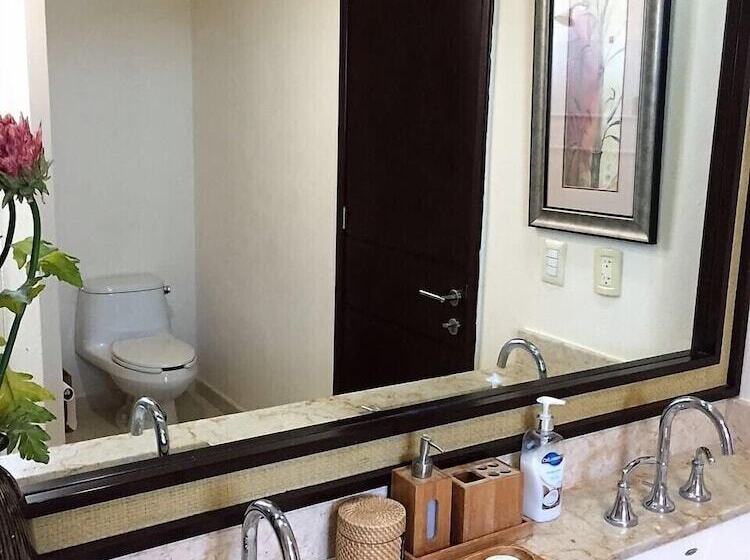 هتل Condominio Marina