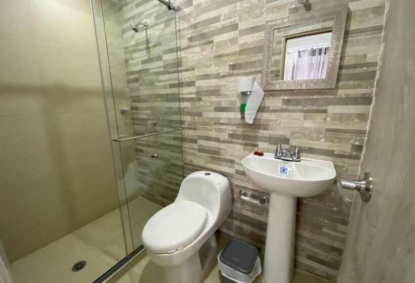 هتل Dubai Curumani