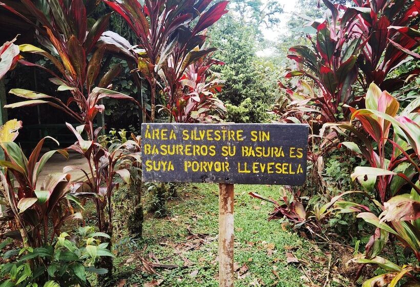 Отель La Marta Refugio De Vida Silvestre