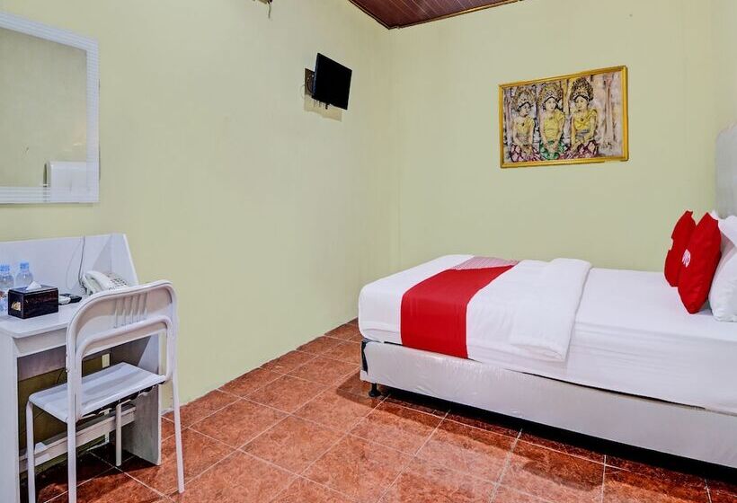 هتل Maharani Guest House Syariah By Oyo