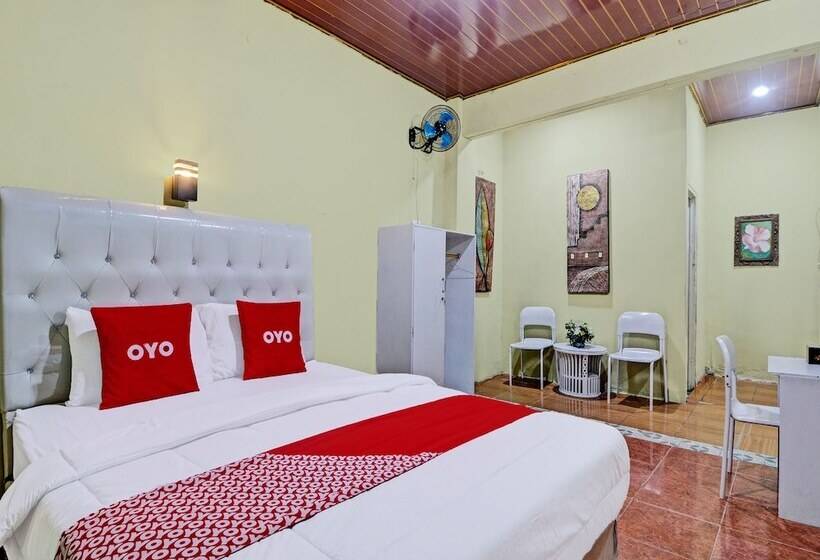 هتل Maharani Guest House Syariah By Oyo