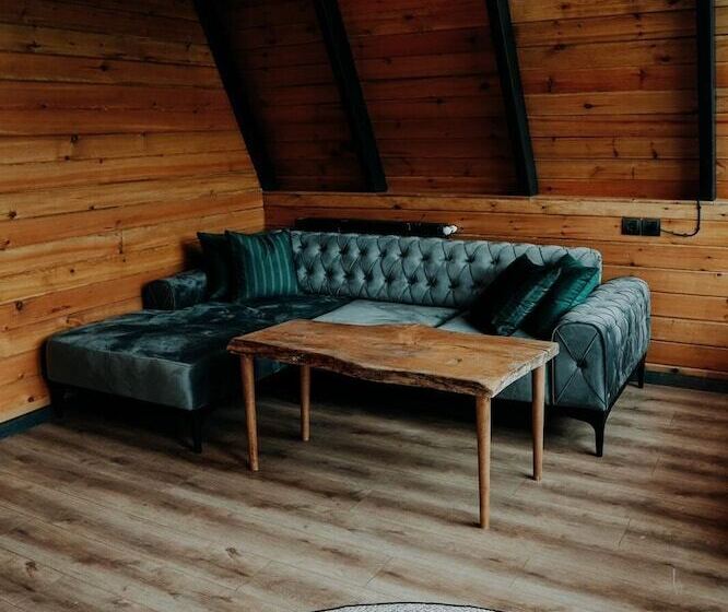 ホテル Pavri Suit Bungalov