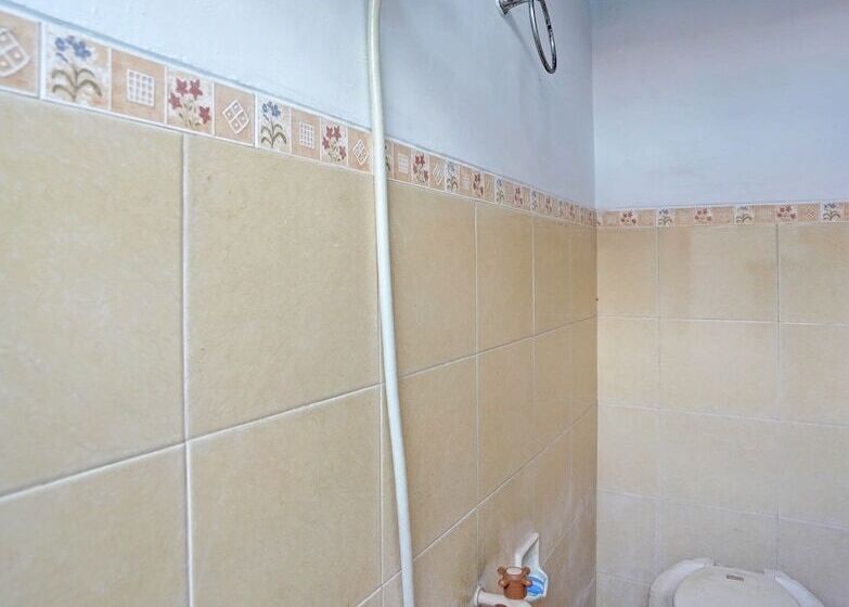 فندق Spot On 91868 Nusa Indah Guest House Syariah
