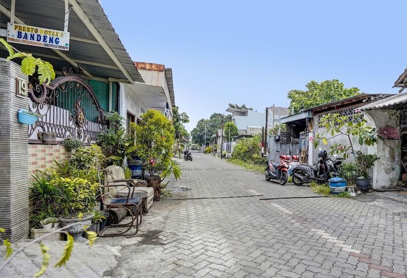 酒店 Spot On 92461 Aini Syariah Homestay
