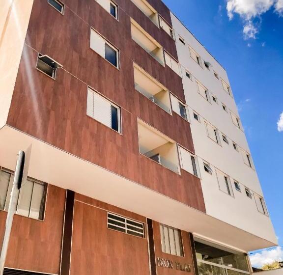 Iron Flat Residence Service