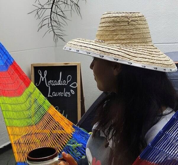 پانسیون Moradia Laureles Medellin