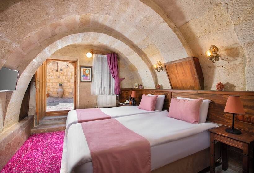 پانسیون Peri Cave Konak