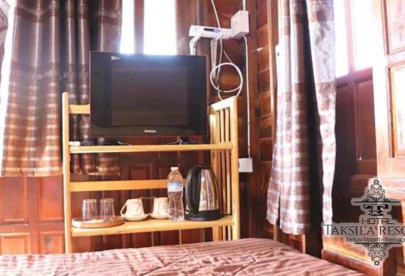 پانسیون Taksila Resort ฏักร์ศิลารีสอร์ท