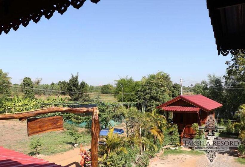 پانسیون Taksila Resort ฏักร์ศิลารีสอร์ท
