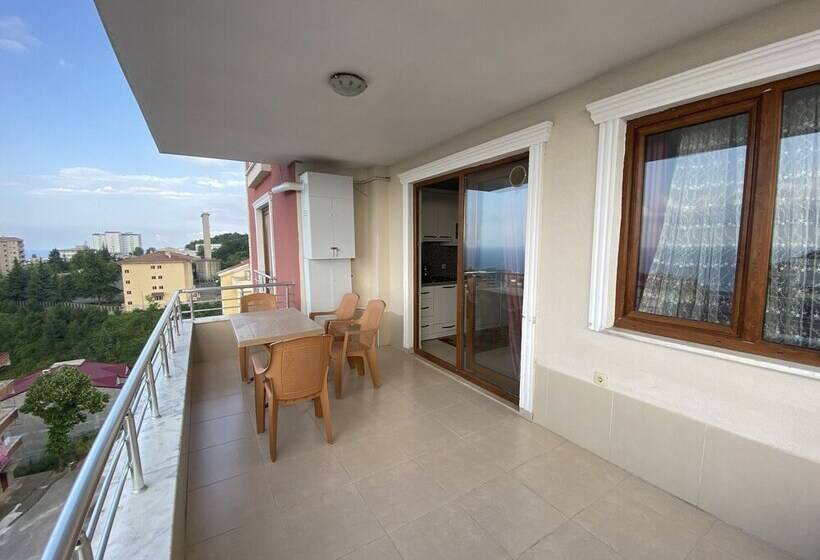özgürcan Apart