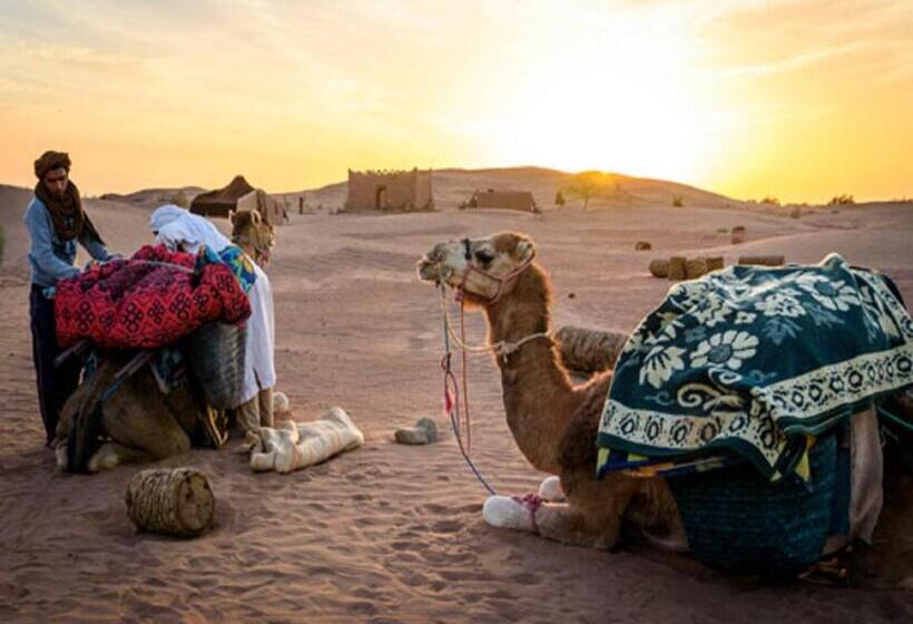 تختخواب و صبحانه Camp Iguidi Tours