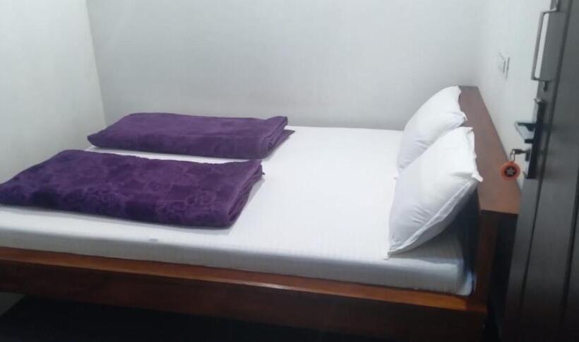 호텔 Adamya Home Stay