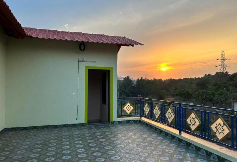 호텔 Asmi Palace, Bhaimala, Alibag