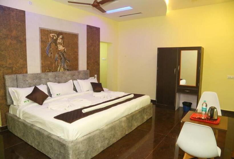 هتل Misty Haven Retreat