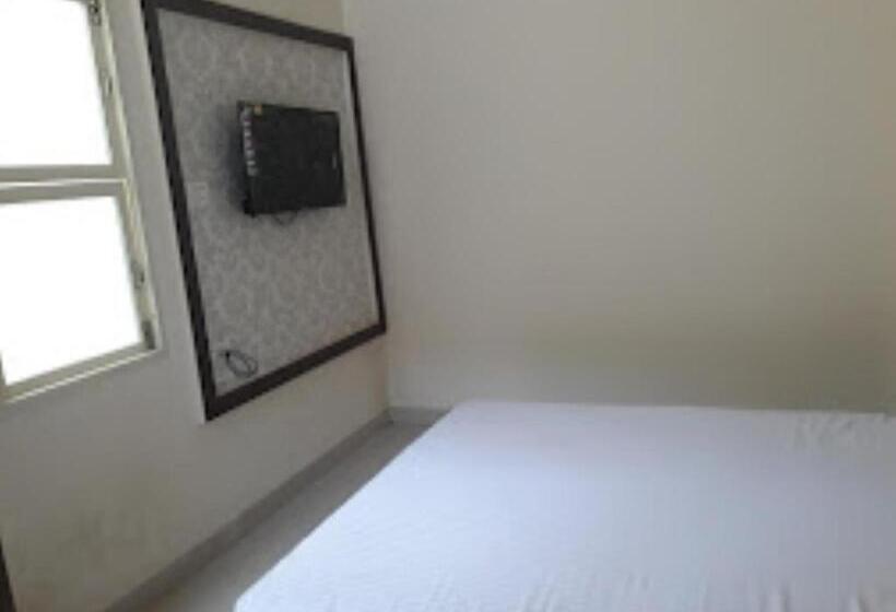 酒店 Vinayak Residency,dhamnod