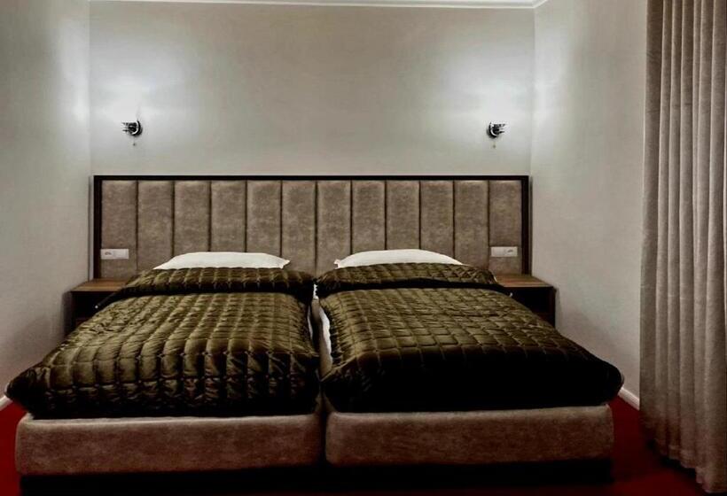 بنسيون Alifa Lux Guesthouse