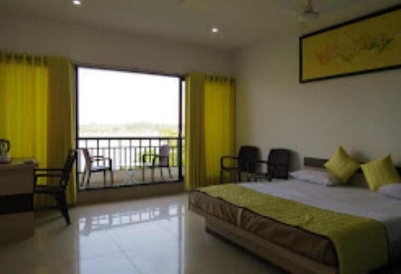 Rewa Hotels & Resorts Mortakka