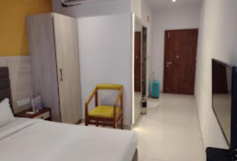 Ab Hotel,sehore