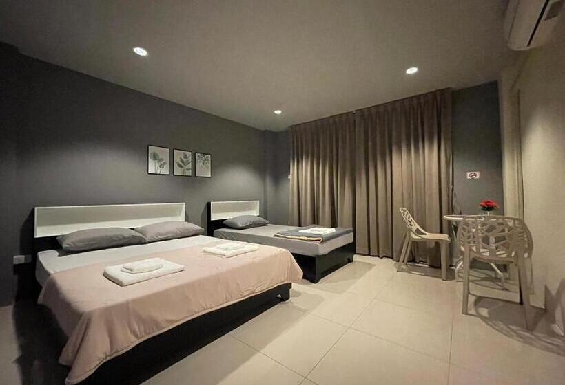 Baan Pheun Hostel บ้านเพื่อน โฮสเทล