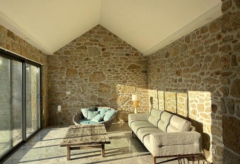 تختخواب و صبحانه Paços Do Douro, Chambre Privée Avec Piscine
