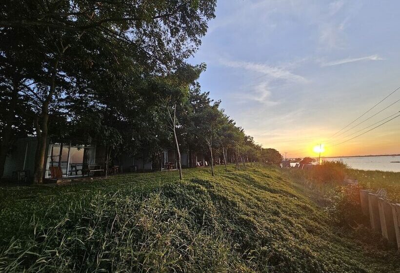 فندق Chomka Thnong Resort