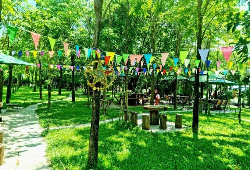 فندق Chomka Thnong Resort