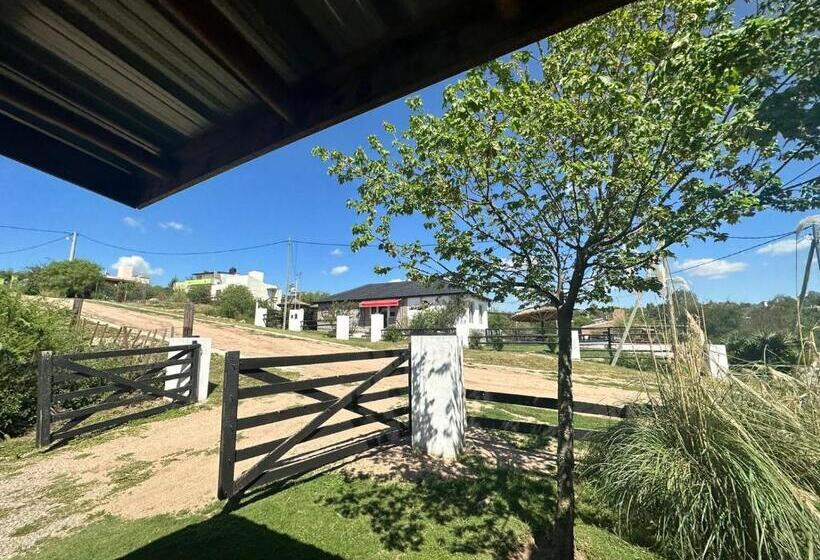 ホテル El Rincon De Jose Luis   Cabañas Y Restaurante