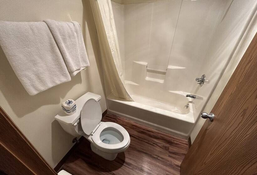 בית מלון כפרי Valley Inn And Suites