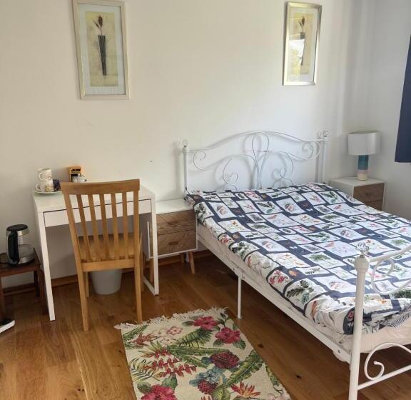 פנסיון Edyta’s Stay