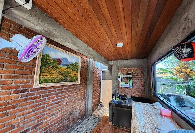 펜션 Jineng Guest House By The Swand