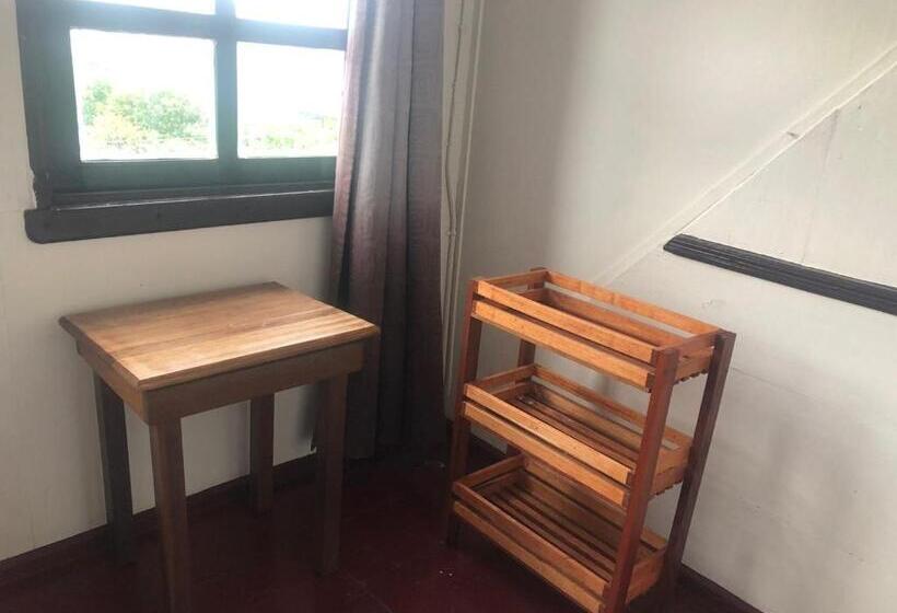 پانسیون Pied A Terre