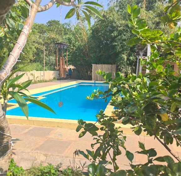 استراحتگاه Rusta Wellness And Retreat Center