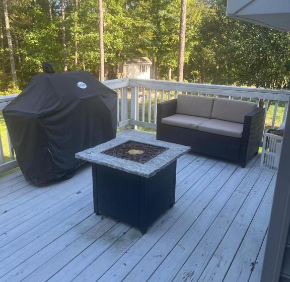 住宿加早餐  Atkins Investments Inc. Swanhaven