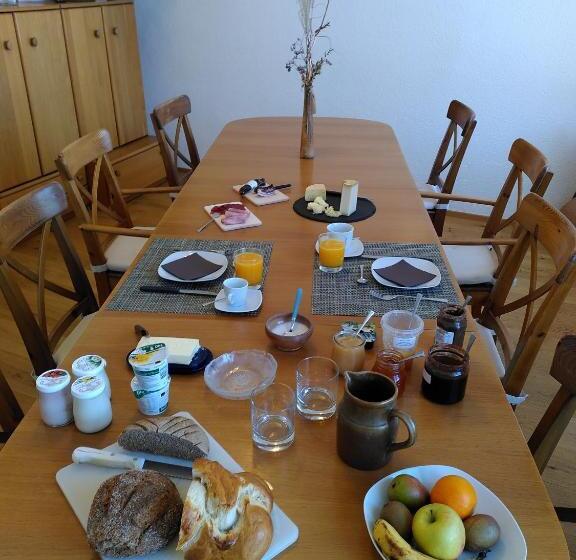 مبيت وإفطار Au Soin De La Vie