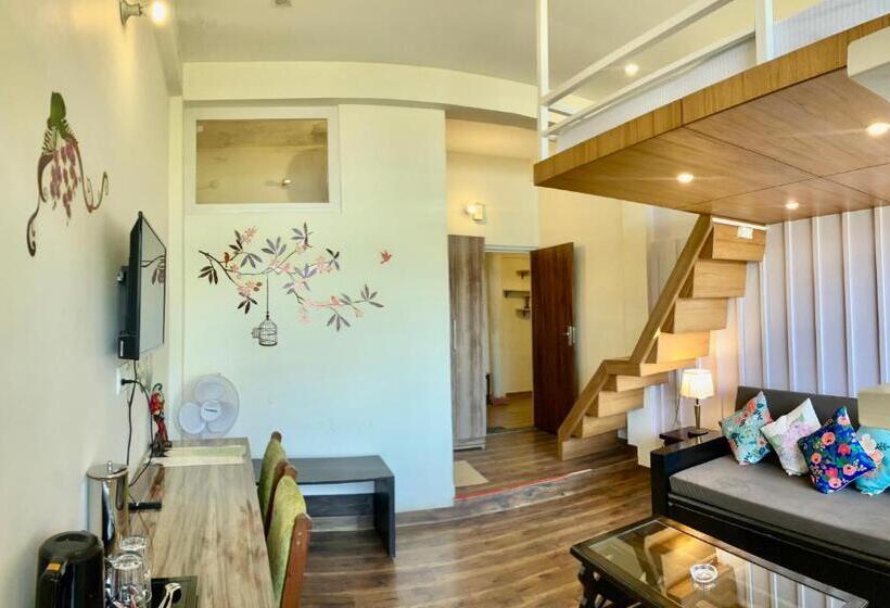 ベッドアンドブレックファースト Himalayan View