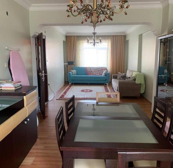 Hostel In Bahcelievler