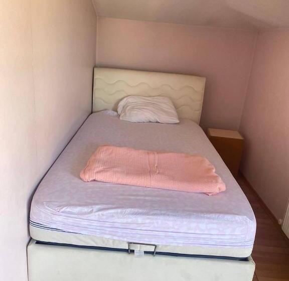 Hostel In Bahcelievler