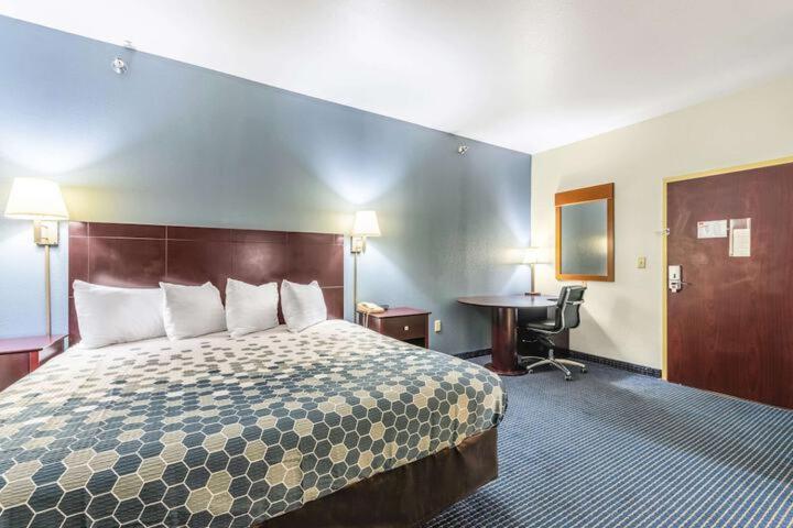 هتل Econo Lodge