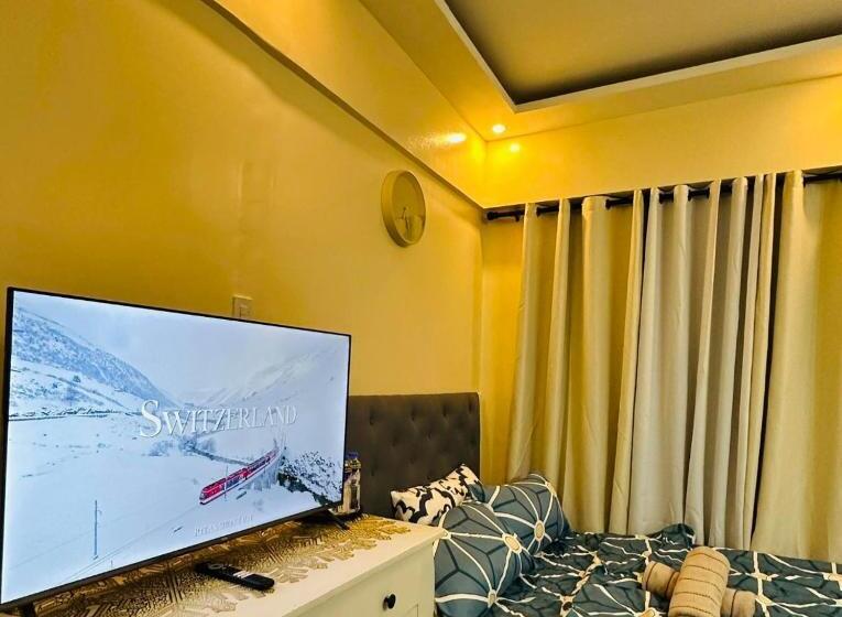 فندق Cozy Corner Haven Near Venice Grand Canal Mall
