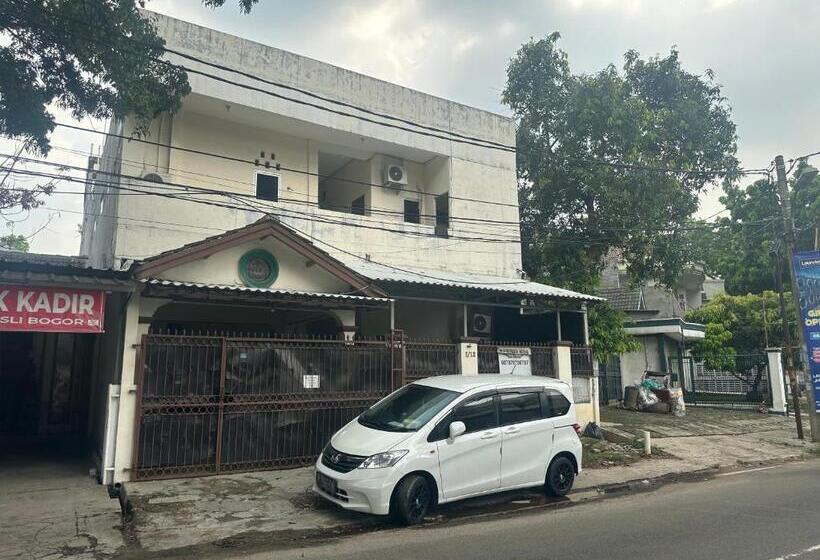 هتل Oyo 93379 S12