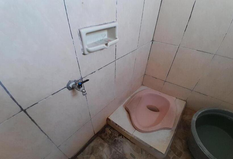 هتل Spot On 93410 Wisma Bintang Jepara