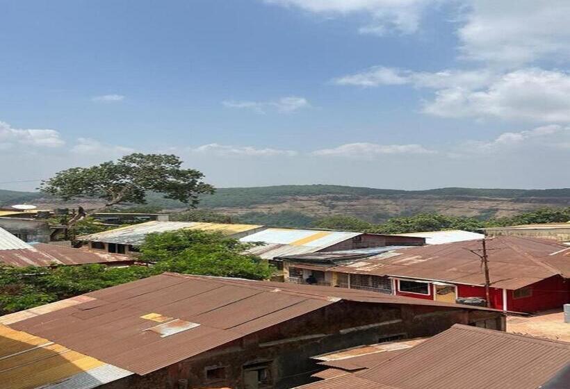 فندق The Hilltop Residency, Matheran