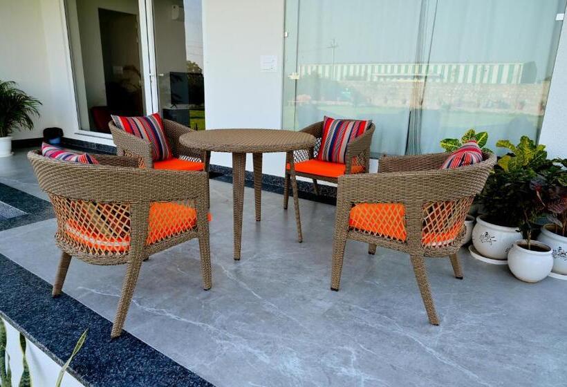 فندق The Peace  A 2bhk Luxury Private Pool Villa