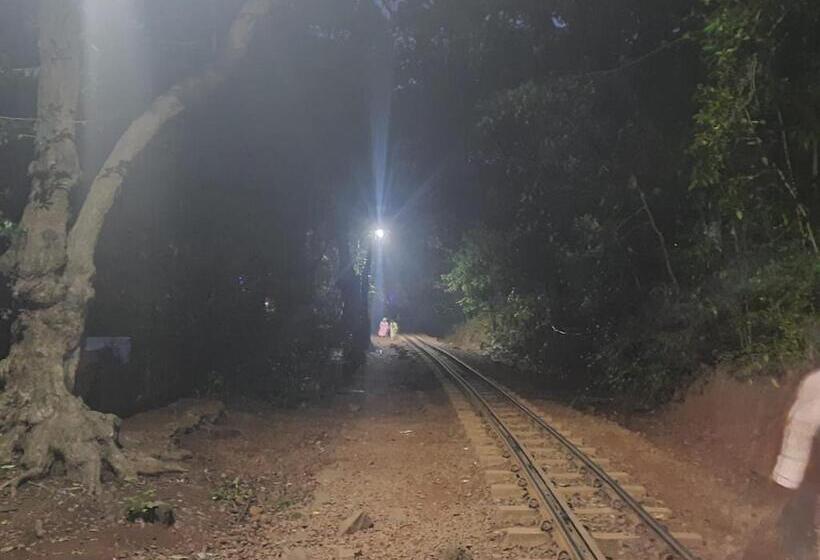 بنسيون Asha Cottage