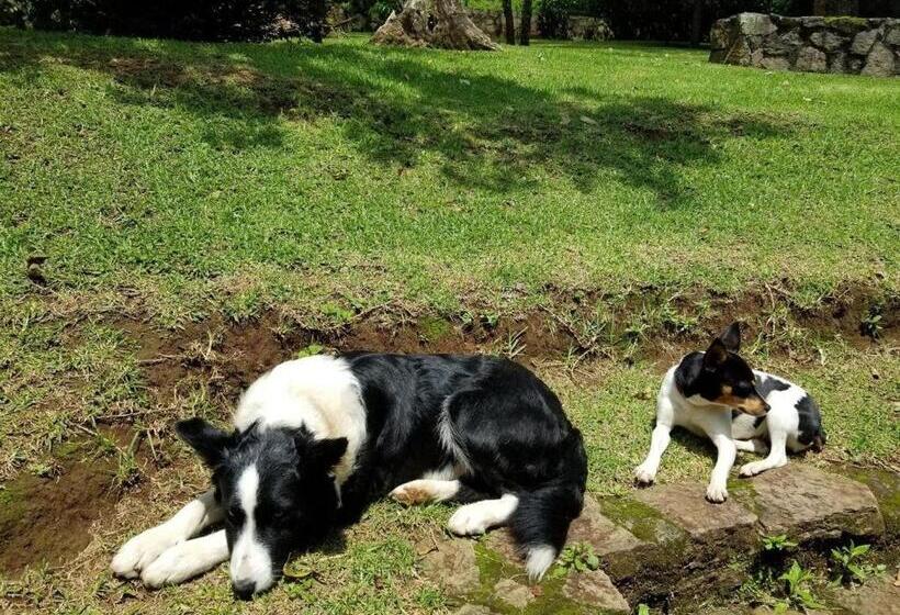 بنسيون Granero De Las Joyas, Valle De Bravo