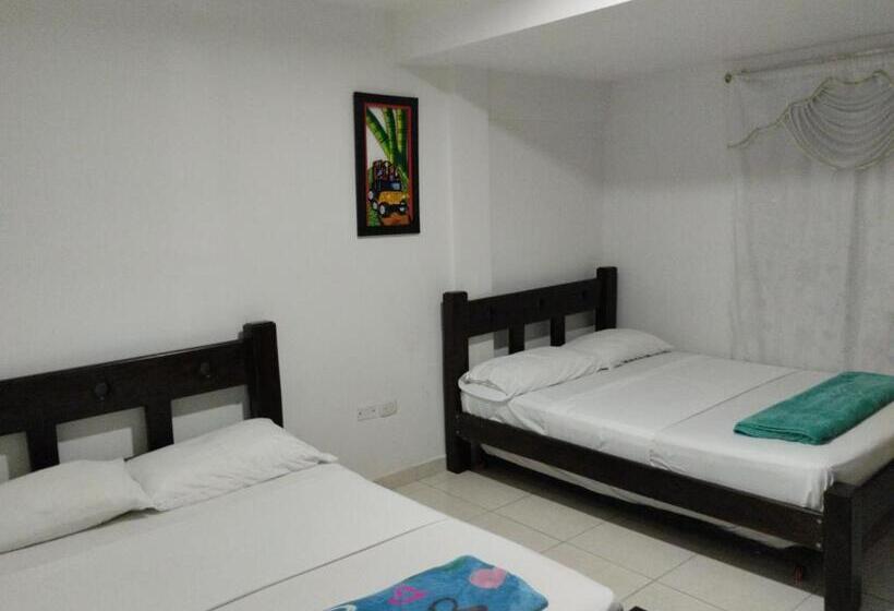 پانسیون Hostal El Portoncito