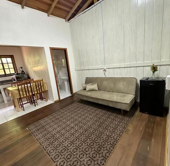ペンション Vila Dos Pássaros, Quarto 03