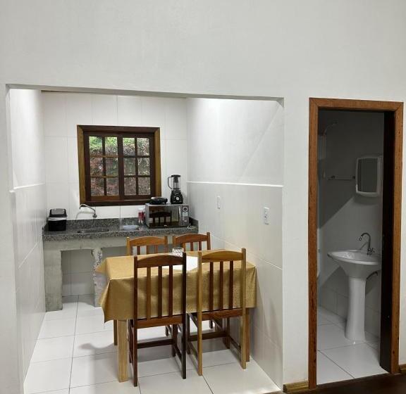 ペンション Vila Dos Pássaros, Quarto 03