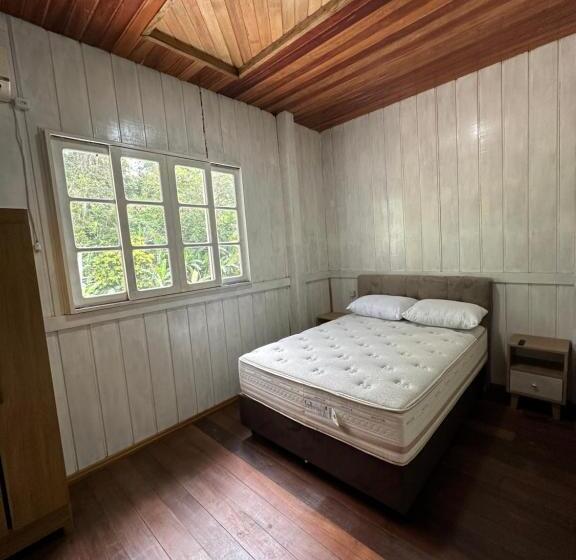 ペンション Vila Dos Pássaros, Quarto Casal